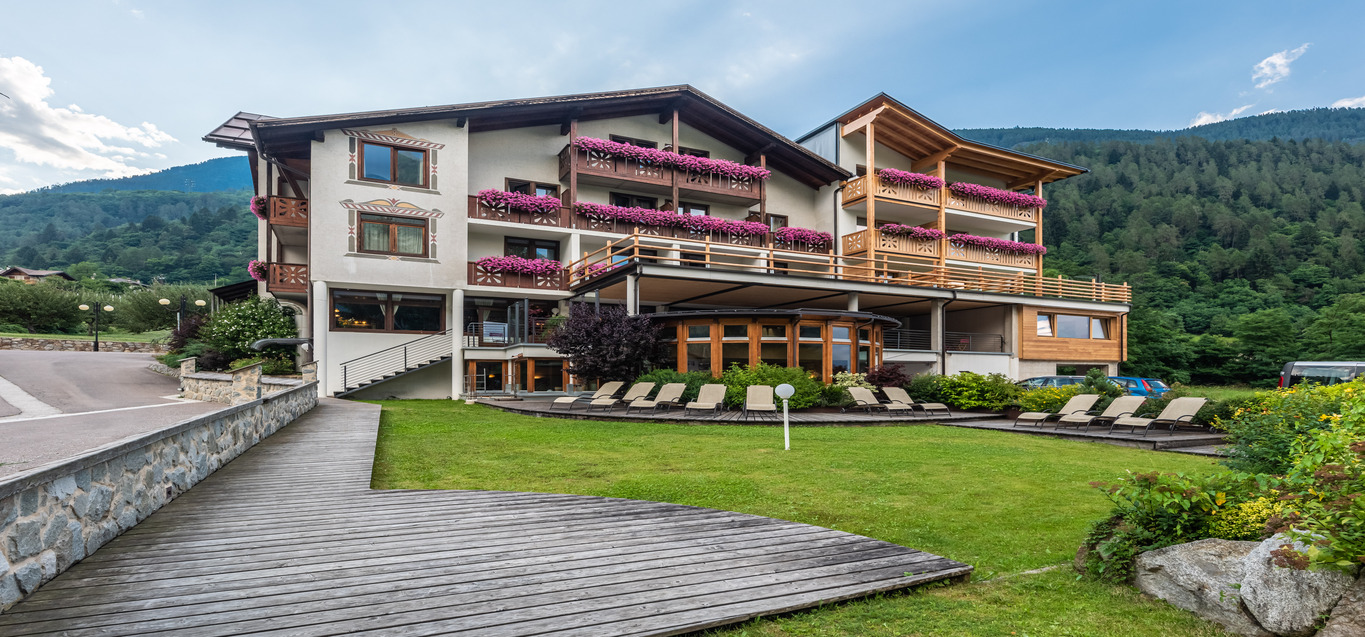 Val Di Sole Im Trentino Ihr Urlaub Im Hotel Ariston