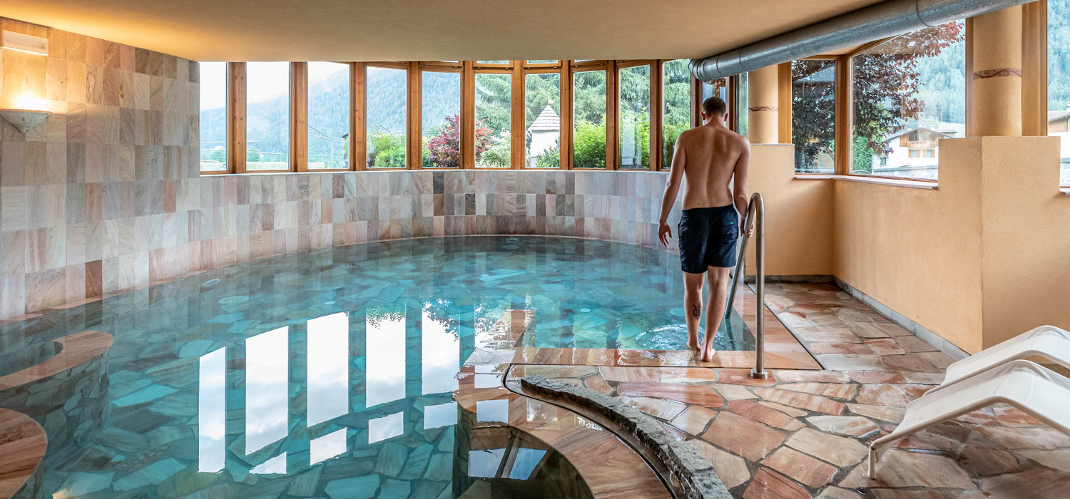 Piscina interna 1500x700